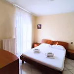 La Corte Dell'accoglienza * Valmadrera